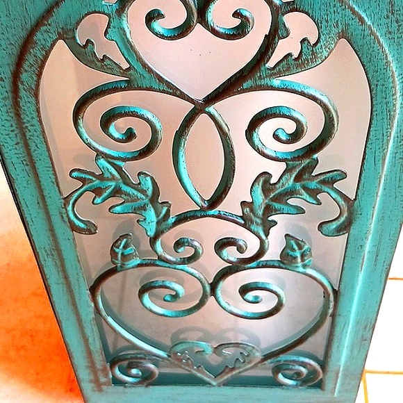 Home Decor--17" Oversized Front Door Lantern ,illuminates On Timer...NEW - Picture 4 of 16